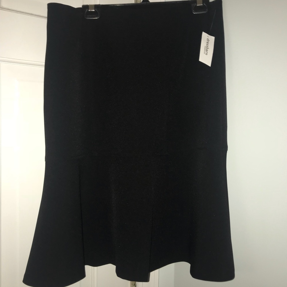 Black trumpet skirt